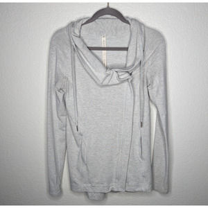 Lululemon Size 2 Coast Easy Wrap Jacket Full Side Zip Heathered Core Gray